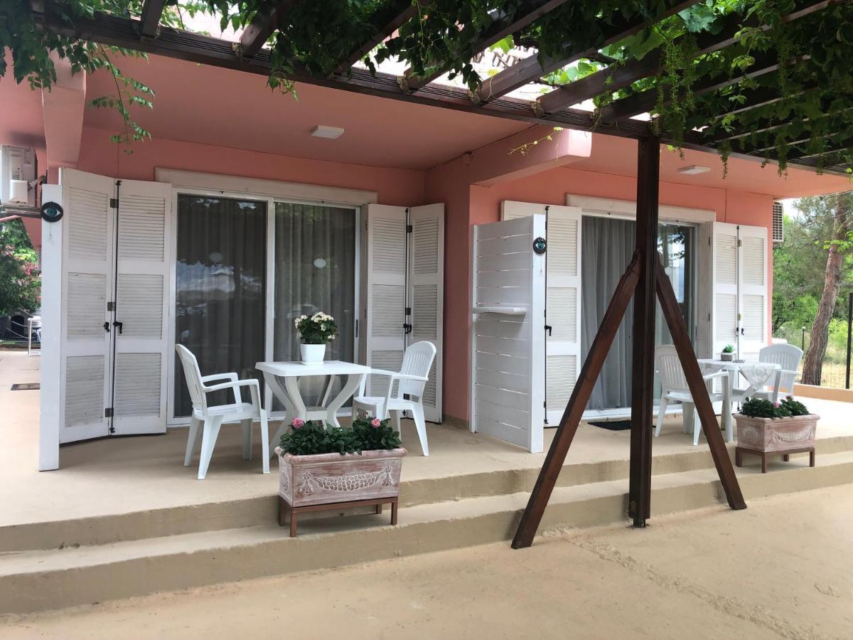 Plaisir Rooms Makriammos Exterior foto